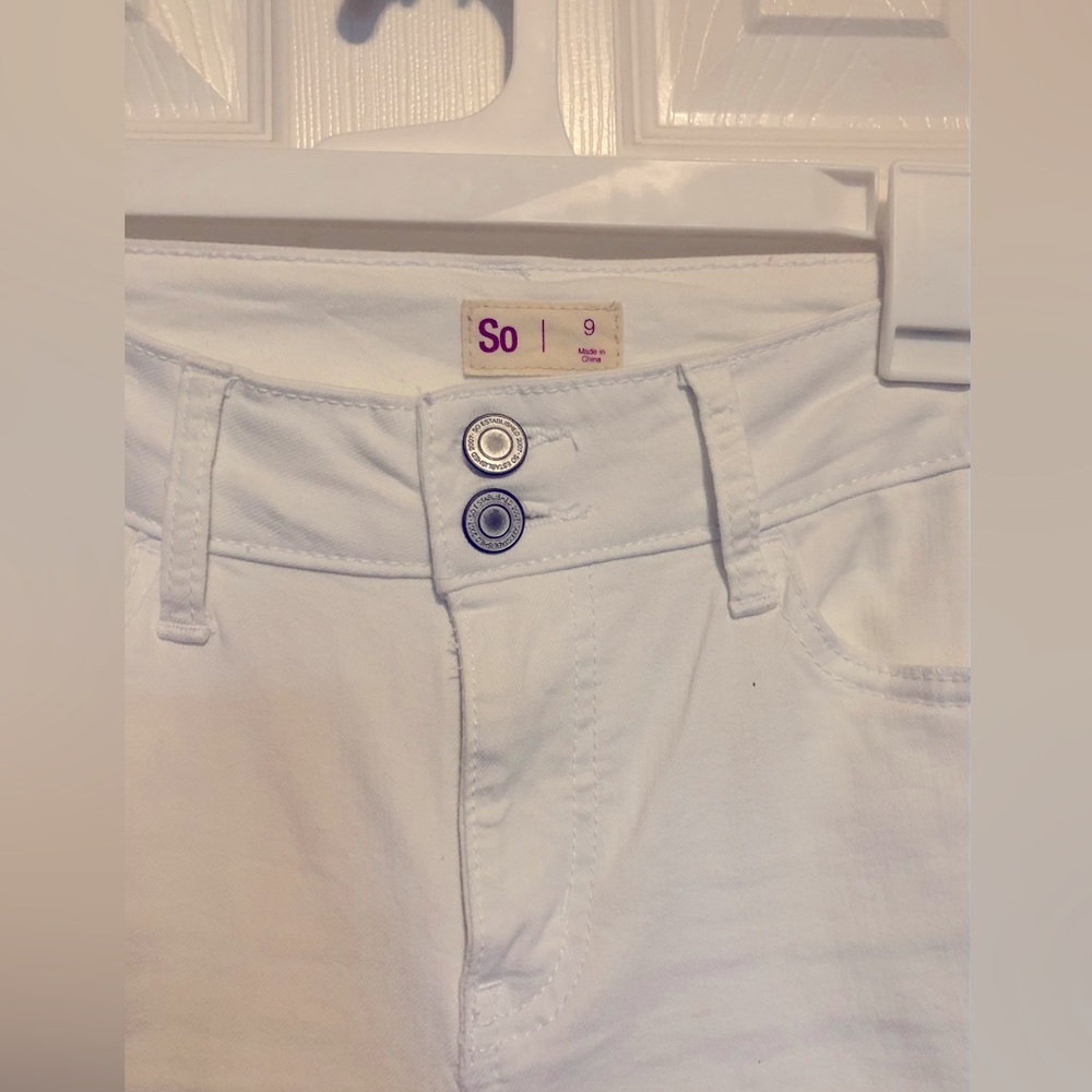 Cuffed Capri’s - Picture 2 of 3